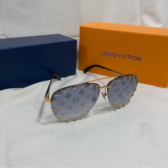 Louis Vuitton Gold and Gray Sunglasses - Picture 1 of 4